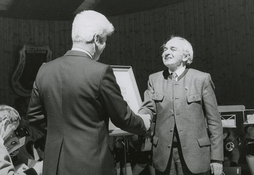 1983, Ehrenbürgerschaft für Dr. Carl Rind