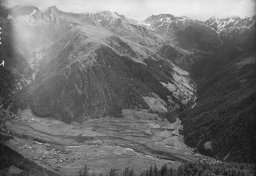 Blick auf Grossdorf und Ködnitz
