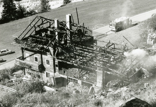 1989, Brand Außerzeiner
