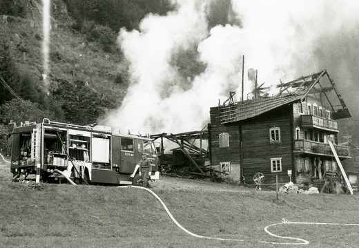 1989, Brand Außerzeiner