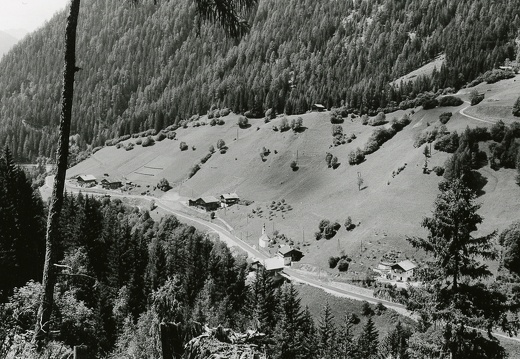 1974, Staniska