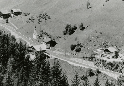 1974, Staniska