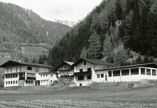 1977, Pradell