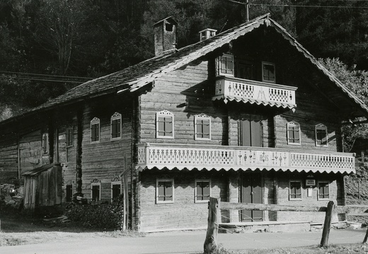 1977, Pradell