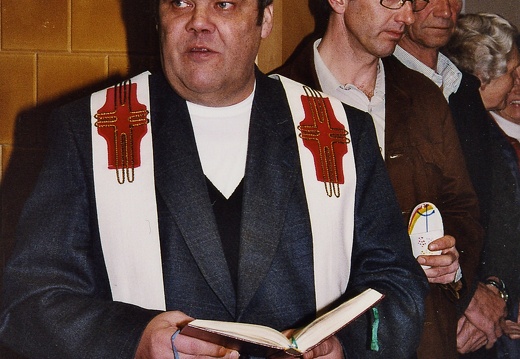 2003, Neueröffnung Bücherei