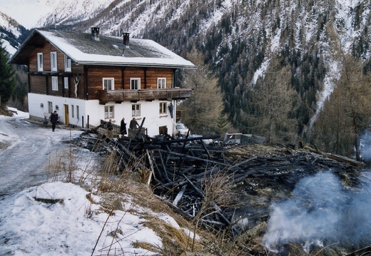 2003, Brand Futterhaus Rubisoi