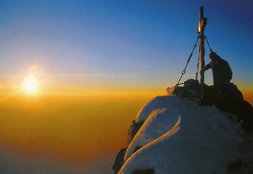 Sonnenaufgang am Gipfel
