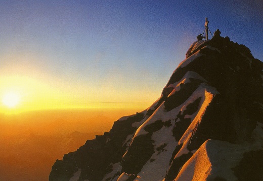 Sonnenaufgang am Gipfel