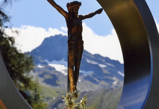 2011, neue Gipfelkreuz Glödis