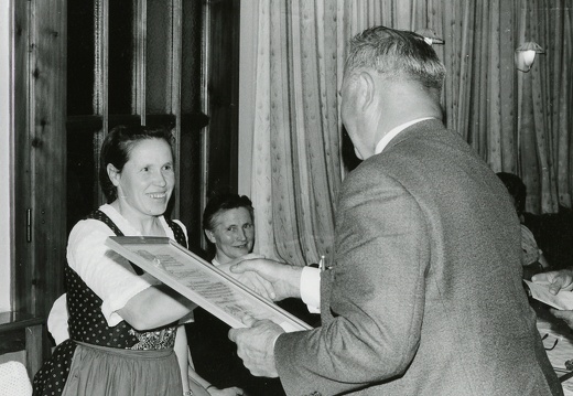 1973, Mütterehrung