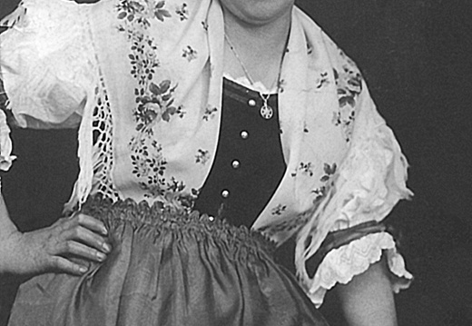 ca. 1950, Alpenrose Wirtin Julia Schnell