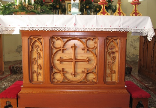 Altar vom Bildhauer Thomas Rogl
