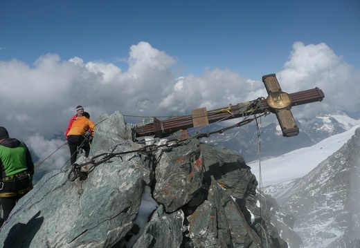 2010, Gipfelkreuz nach Blitzschlag
