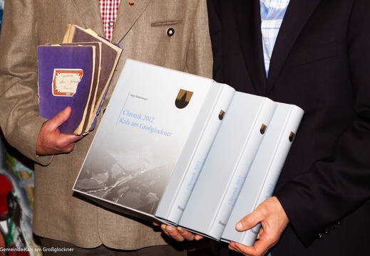 2013, Präsentation Chronik