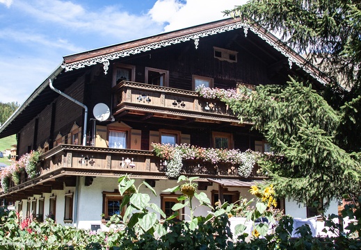 2018, Gebäude und Häuser in Großdorf