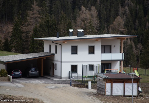 2019, Gebäude und Häuser in Lana