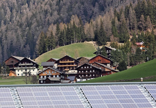 2014, Photovoltaik-Schuldach