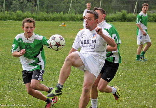 2014, Vereine-Fußballturnier