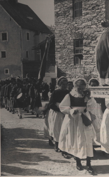kals_26_99 prozessioin 1942 ködnitz .jpg