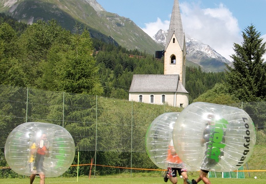 2016, Bubble Soccer