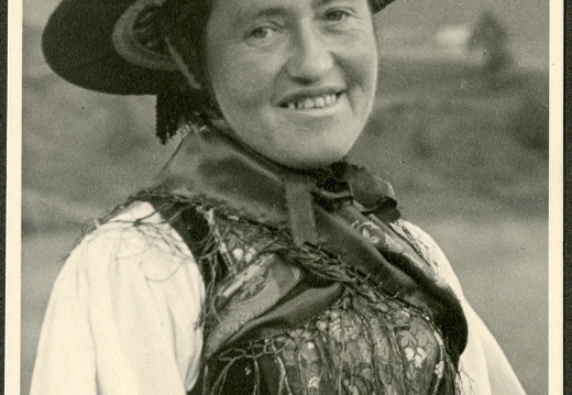 1943, Marketenderin