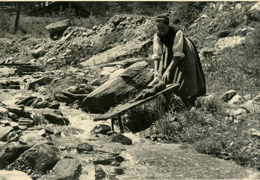 1943, Waschtag