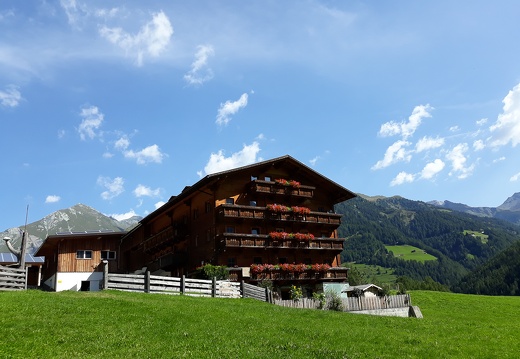2017, Figerhof