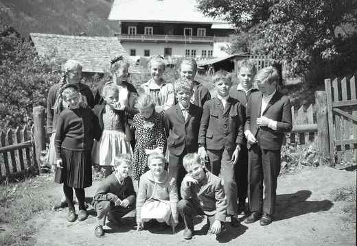 Schulklasse in Oberpeischlach