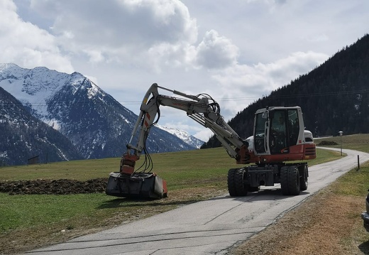 2021 - Straße kehren