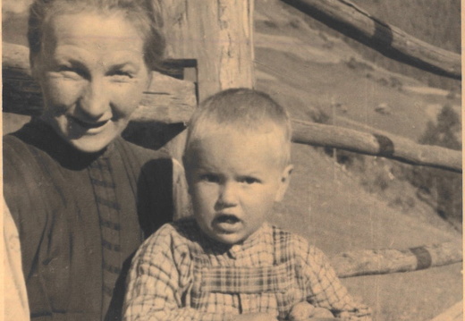 1942