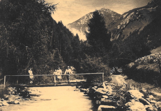 auf dem Weg zum Glocknerwirt 1942
