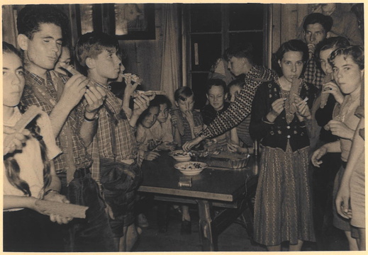 1953 beim Jausnen 